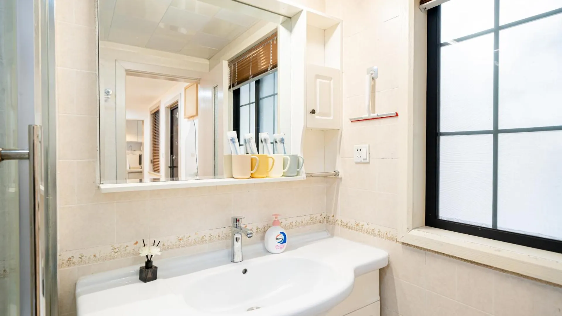 Apartment Shanghai Hills & Well-Time Woodland 3 Bedrooms Suite Close To Photospot Wukang Mansion China
